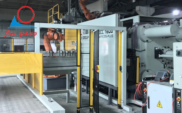 给辊筒输送机选配油式kaiyun·开云(中国)官方网站要注意的几点