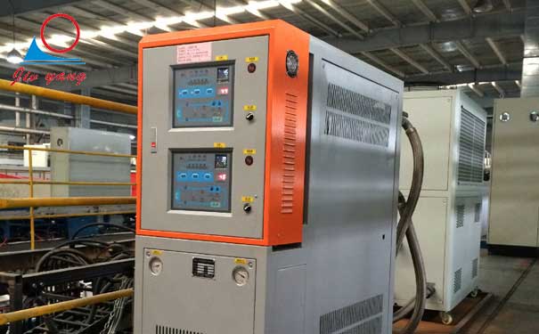 电热kaiyun·开云(中国)官方网站的通过什么方式温控？简述kaiyun·开云(中国)官方网站控温过程