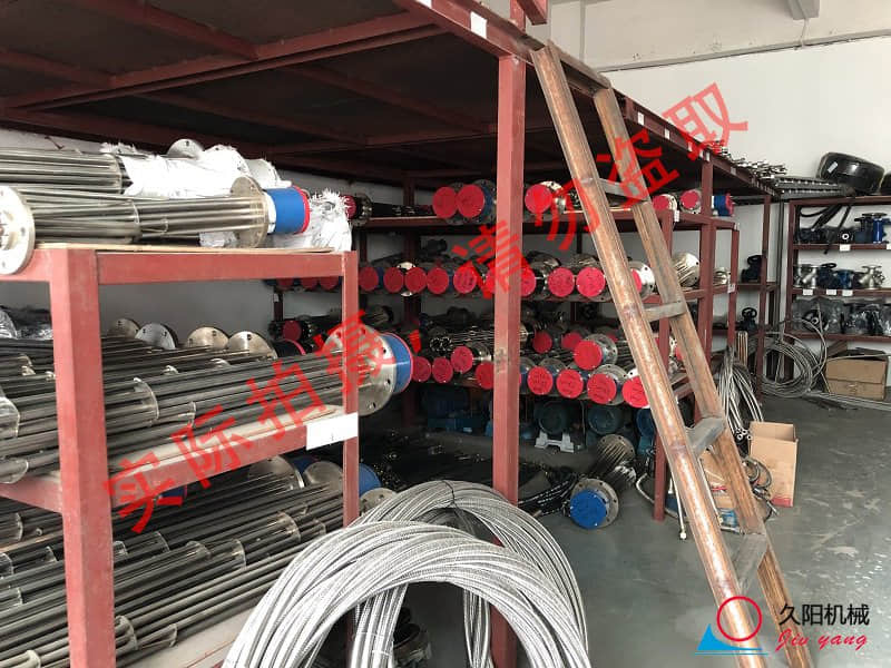 久阳机械发热管仓库