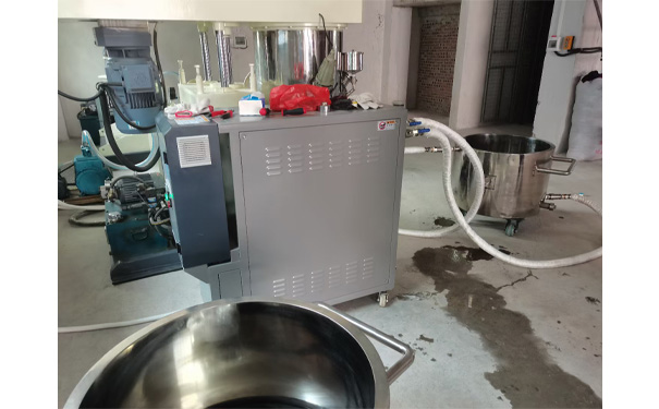 搅拌罐配套油温机客户现场 搅拌罐配套油温机客户现场