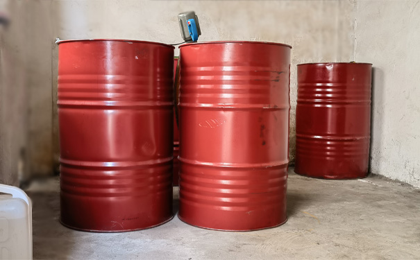 久阳机械kaiyun·开云(中国)官方网站导热油单独存放 久阳机械kaiyun·开云(中国)官方网站导热油单独存放