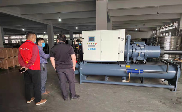 黄江镇党委领导走访久阳机械知道复产复工及疫情防控工作