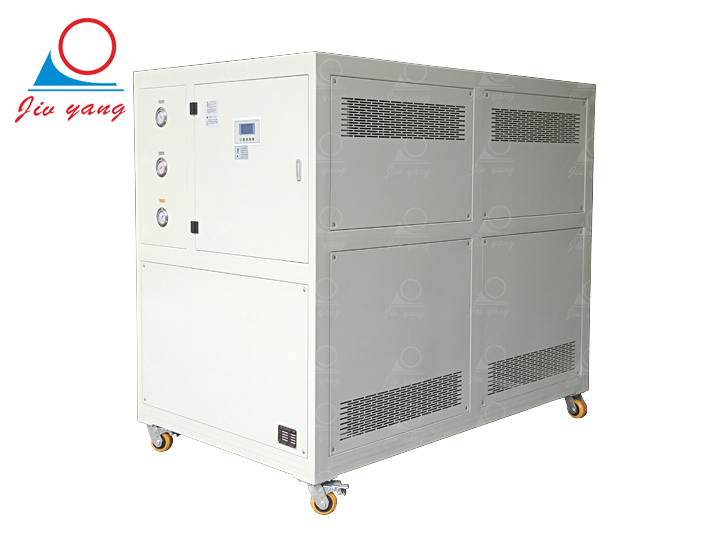 50HP水冷式冷水机_PE透气薄膜控温设备