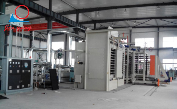 kaiyun·开云(中国)官方网站适不适合SMC玻璃钢模具？SMC模具选择哪种加热方式合适